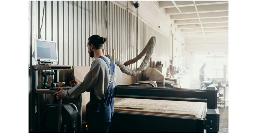 Jak prawidłowo montować połączenia sprężane HV: metoda momentu, obrotu nakrętki i DTI